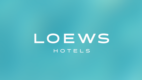 Loews Hollywood Hotel | Couple a Wanderers
